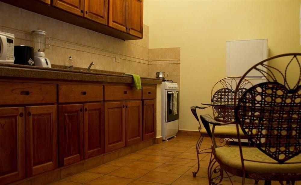 El Oasis Hotel Y Restaurante Бокете Экстерьер фото